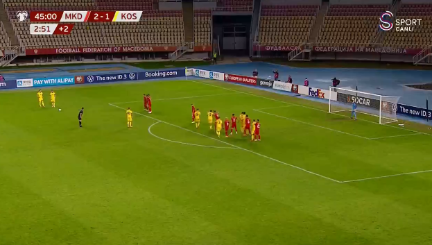 Kosova shkon në pushim me një gol disavantazh përballë Maqedonisë së Veriut