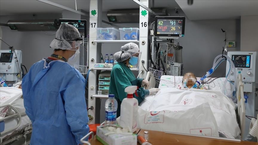 Turqia raporton mbi 30 mijë raste të reja me COVID-19