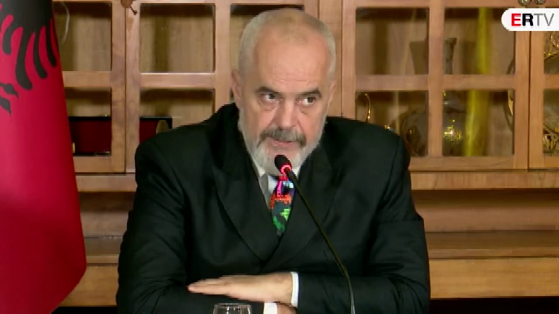 Rama: Vaksinën kundër COVID-19 e blejmë me çdo çmim
