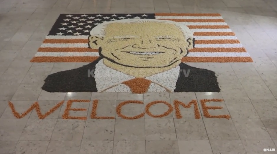 Portreti i Biden i realizuar nga gjakovari "pushton" botën (VIDEO)
