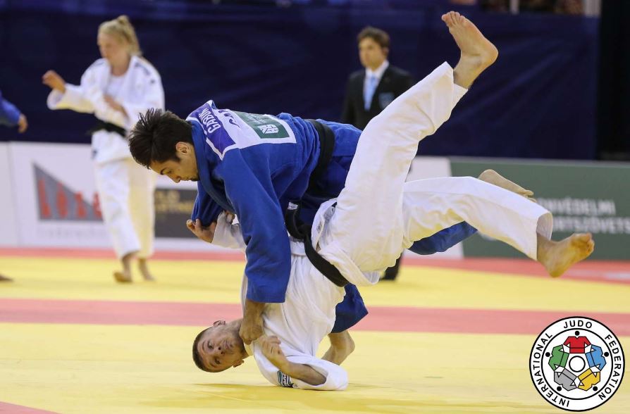Akil Gjakova humb por vazhdon garën për medaljen e bronztë