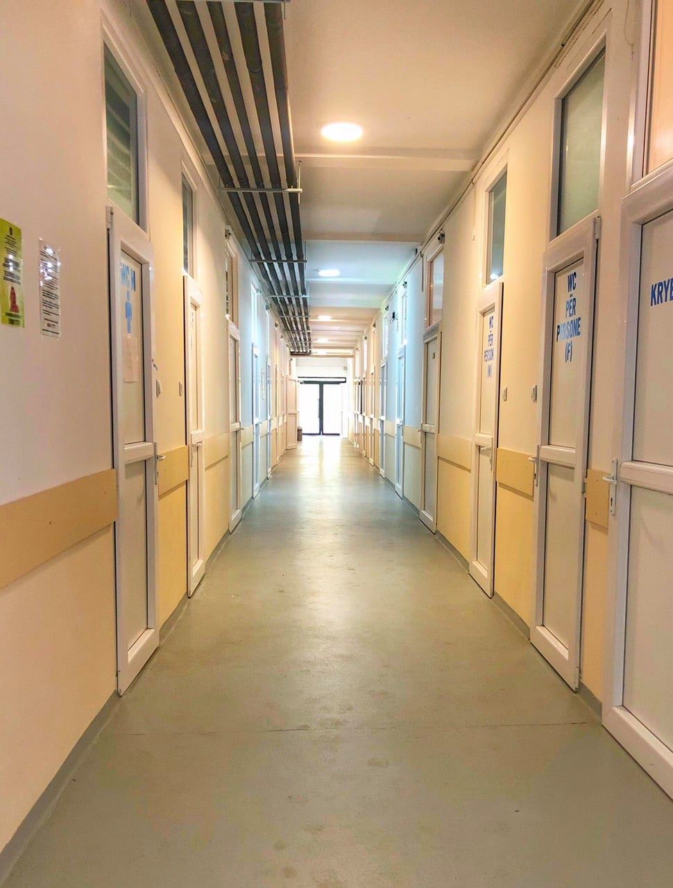 11 pacientë me COVID-19 në gjendje të rëndë në Spitalin e Pejës
