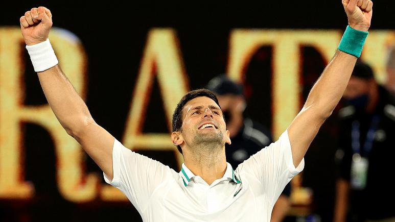Novak Gjokoviq merr titullin e nëntë në Australian Open