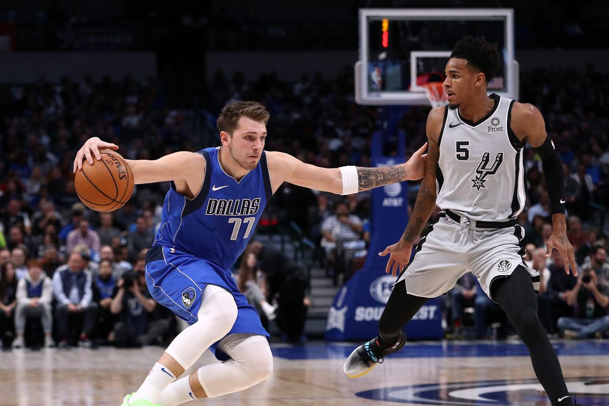 NBA rikthehet në Artmotion me super derbin e Teksasit