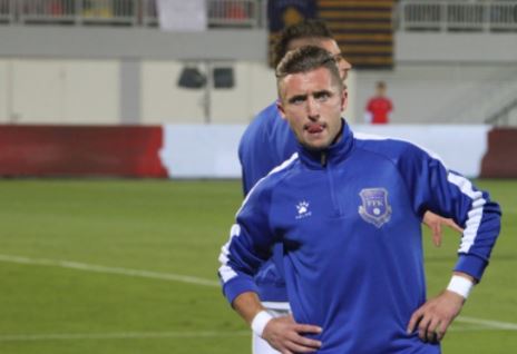 Kosova mposhtet nga Suedia, Bernard Berisha në sekondat e fundit e merr kartonin e kuq