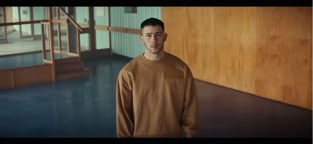 Nick Jonas publikon videoklip të ri (VIDEO)