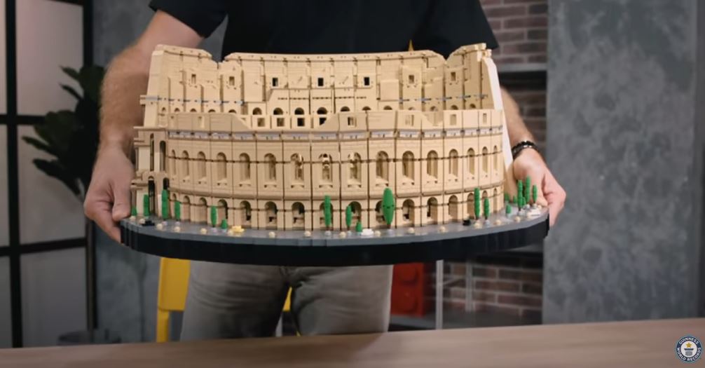 Koloseumi me Lego thyen rekordin Guinness (VIDEO)
