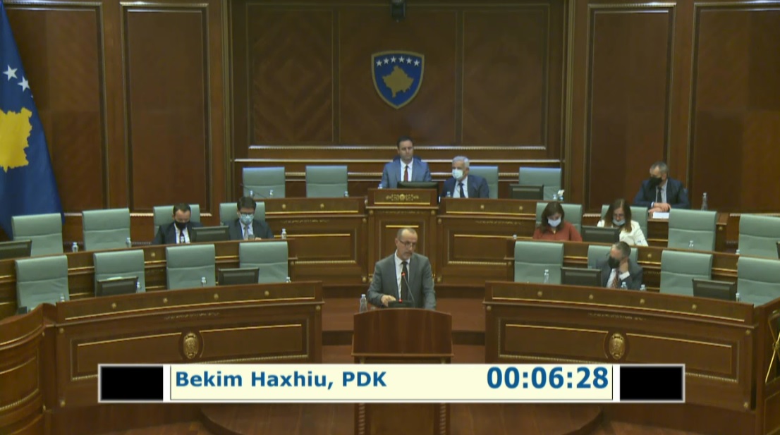 Haxhiu: Shqipëria të hapë një pikë të vaksinimit në kufi për kosovarët