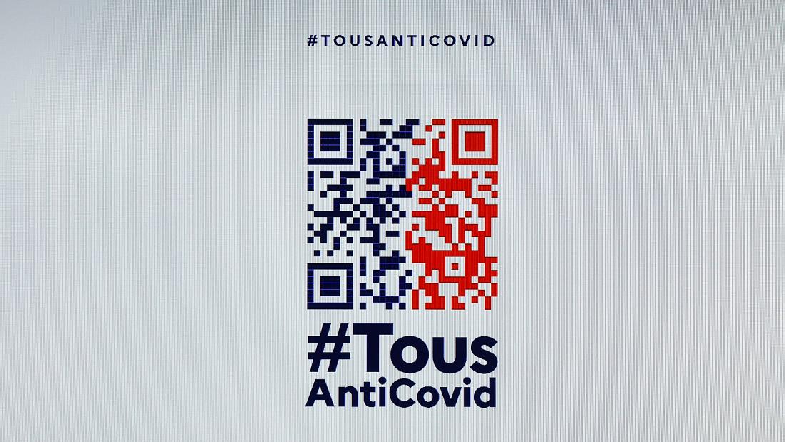 Franca lëshon lejen e COVID për udhëtime jashtë shtetit