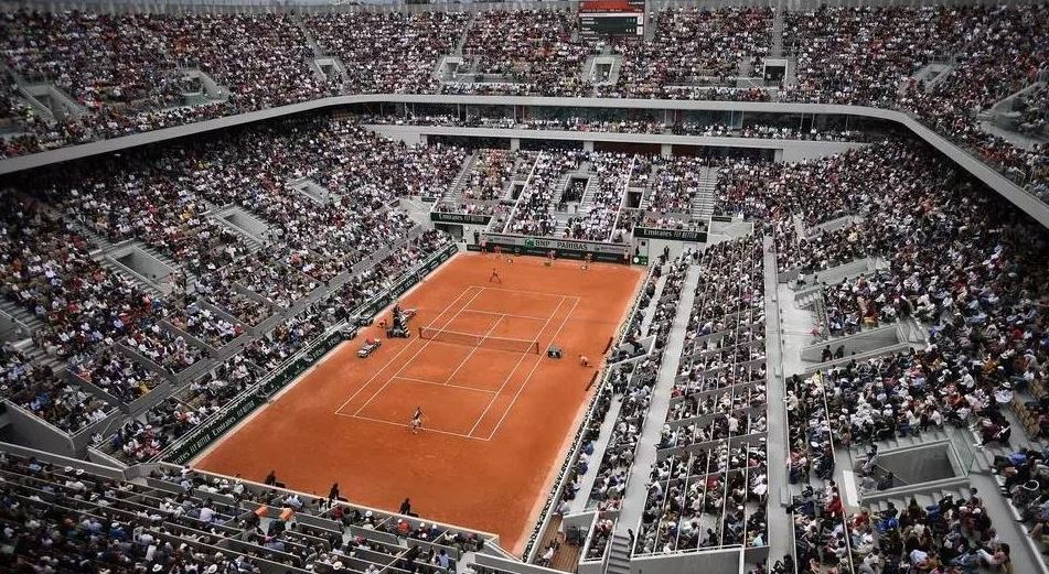 “French Open” shtyhet për një javë