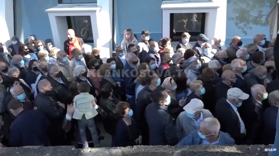 Si ndodhi tollovia për vaksina te "1 Tetori"? (VIDEO)