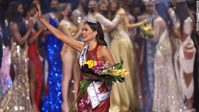 Andrea Meza e Meksikës rrëmben kurorën e Miss Universe (VIDEO)