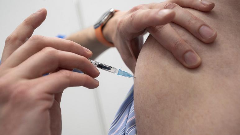 Pfizer dhe BioNTech kërkojnë miratimin e BE-së për përdorim të vaksinës tek fëmijët e moshës 12 deri 15 vjeç