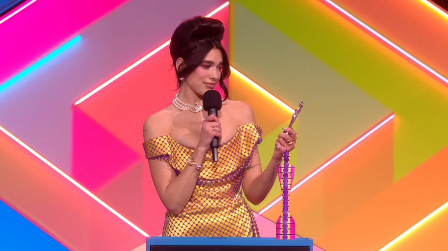 Dua Lipa fiton çmimin për këngëtaren më të mirë britanike në "Brit Awards"