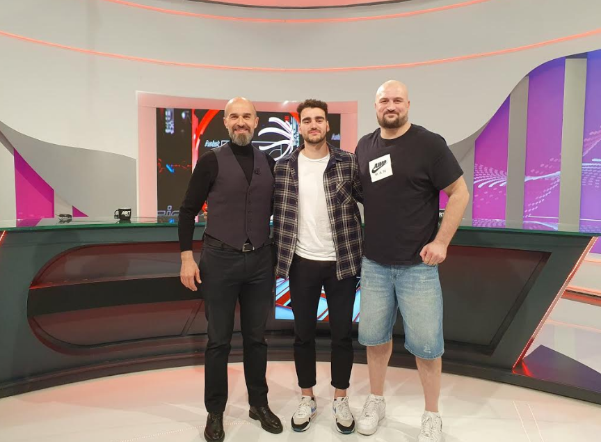 Ekskluzive: Muhamed ‘’Mujo’’ Thaqi dhe Edon Maxhuni në ASIST me Agon Fehmiun