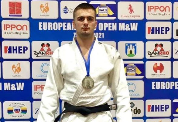 Xhudisti Shpat Zekaj merr medaljen e argjendtë në "European Open"