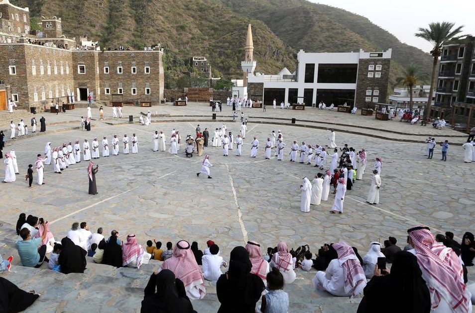 Arabia Saudite do të rihapet së shpejti për turistët e huaj