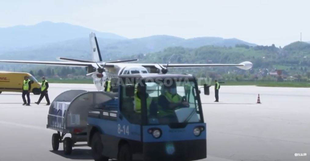 BE-ja dhuron vaksina Pfizer në Bosnjë e Mal të Zi (VIDEO)