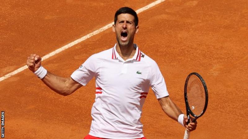 Novak Gjokoviq kalon në gjysmëfinale të “Italian Open”