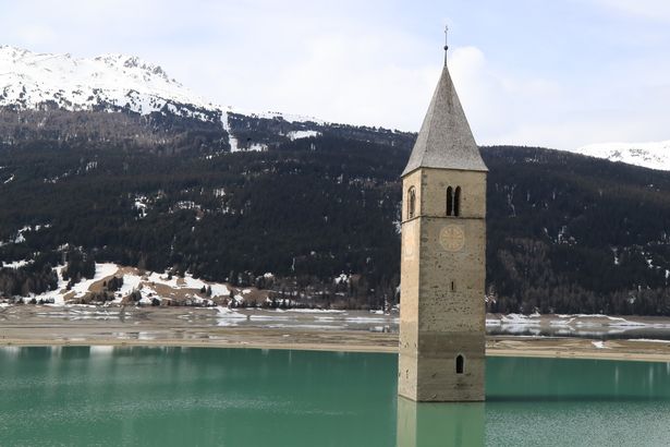 Fshati i humbur italian “del nga liqeni” pas 71 vjetësh