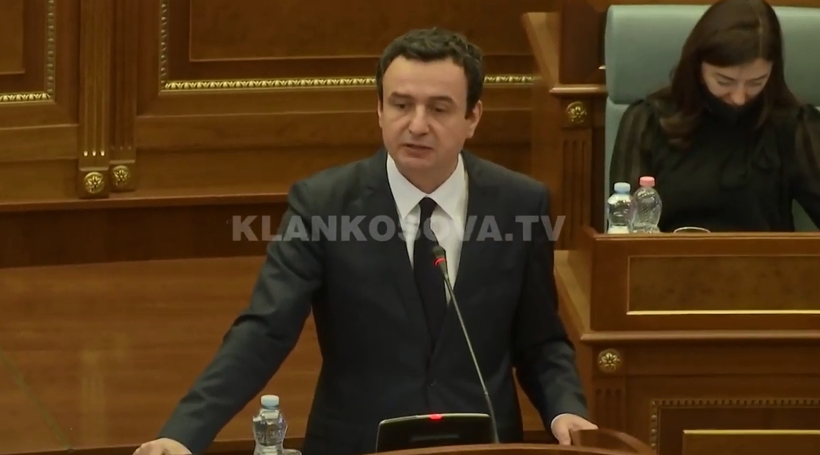Kurti prezanton "masterplan" qeverisës, opozita ia quan të kotë (VIDEO)