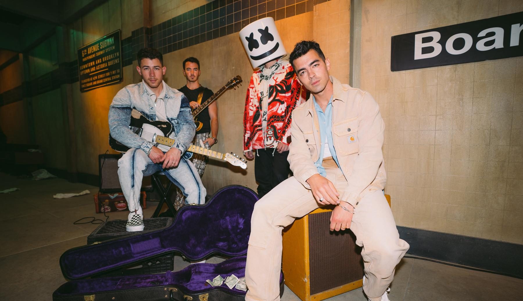 Jonas Brothers publikojnë videoklip të ri (VIDEO)