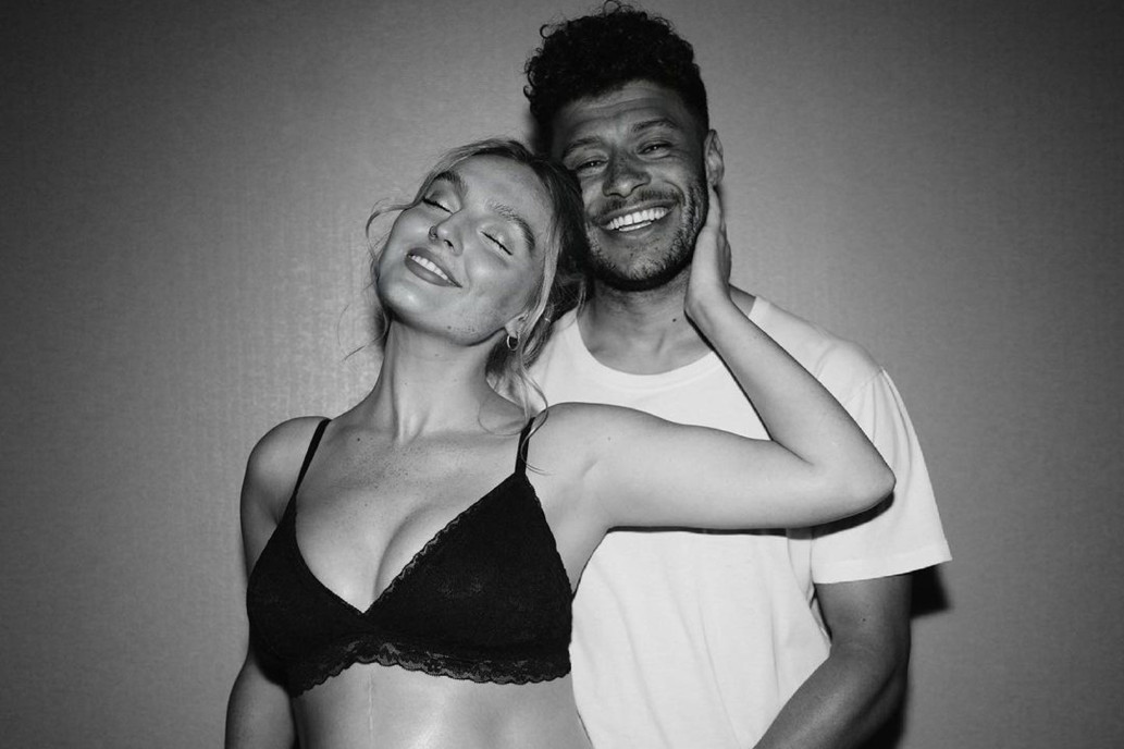 Perrie Edwards e “Little Mix” zbulon shtatzëninë (FOTO)