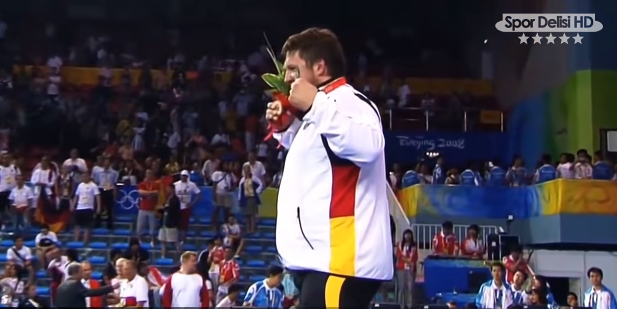 Reagimet më emocionale në momentet e fitoreve në sport (VIIDEO)