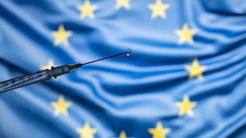 BE synon të vaksinojë 70% të popullsisë deri në fund të korrikut, thotë Brukseli