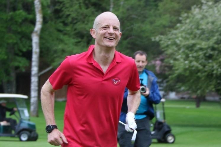 Golfieri thyen rekord në Guinnes, qëllon 252 vrima në 12 orë