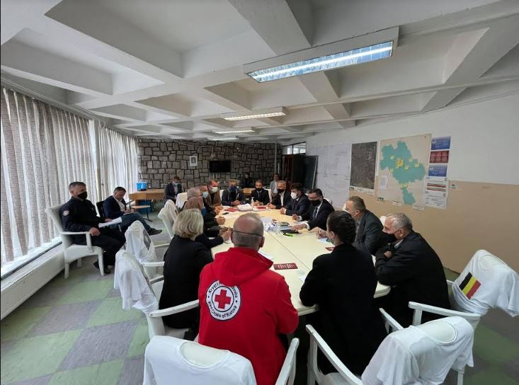 Haziri: Më 15 qershor nis vaksinimi masiv në Gjilan 