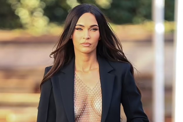 Megan Fox shfaqet tejet atraktive në fotosesionin në LA