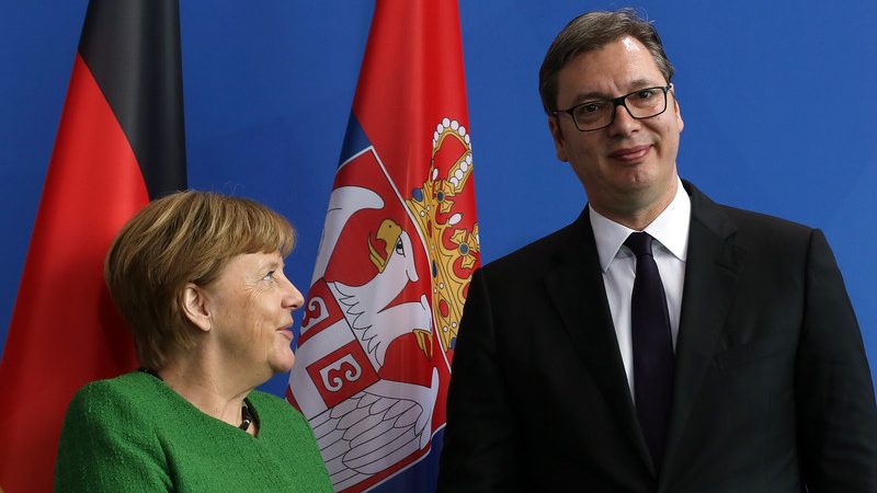 Vuçiq: Gjithçka tjetër mund të ndryshojë, por jo edhe përgjigja ime për njohjen e Kosovës