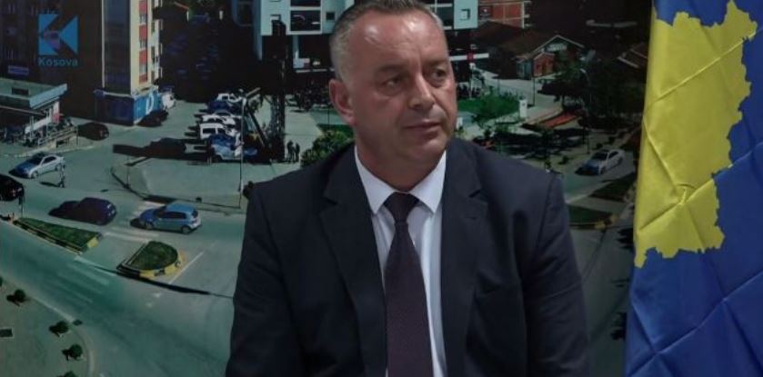 Kryetari i Deçanit një muaj më parë tha se uji nuk është i helmuar, dje tha se kjo gjë ndodhi për herë të dytë