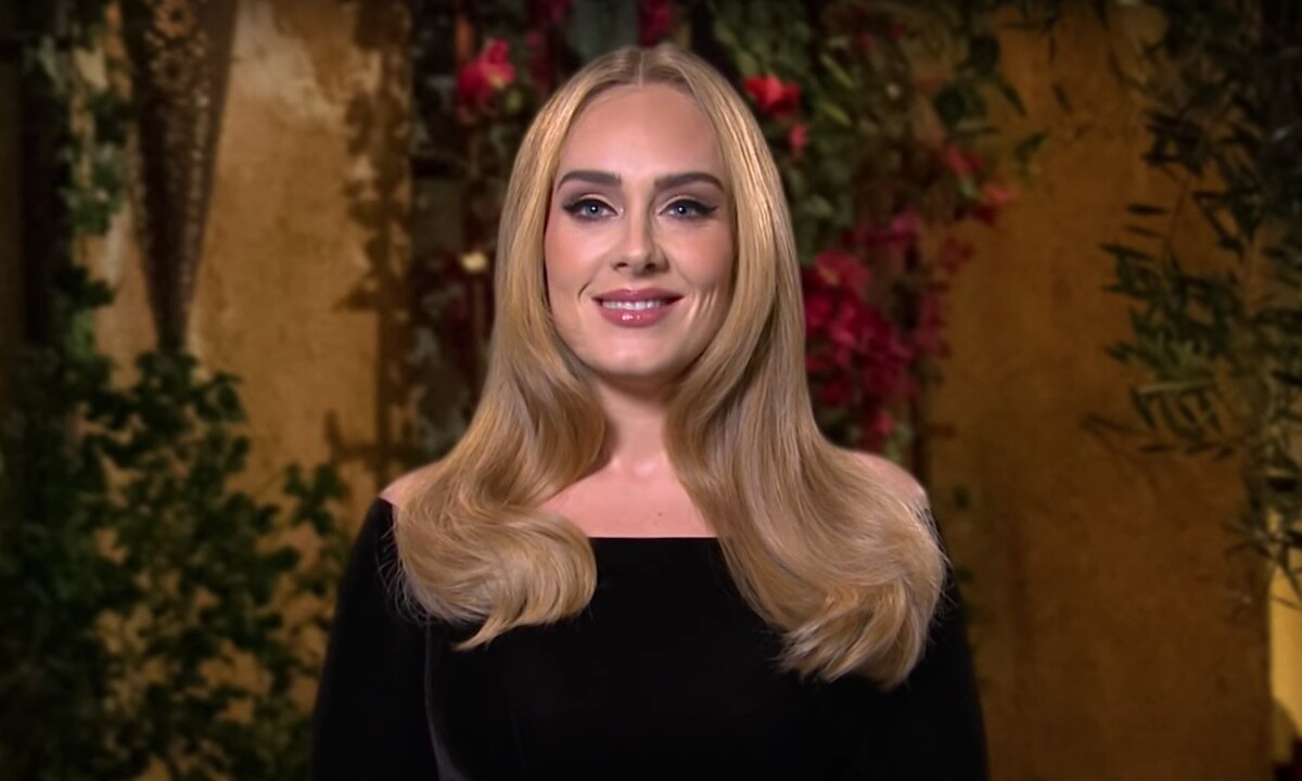 Adele po rikthehet, zbulon këngën e re (VIDEO)