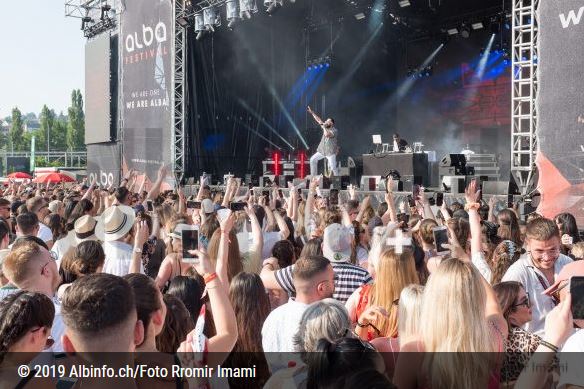 Mbahet sërish në Cyrih festivali shqiptar në ambient të hapur
