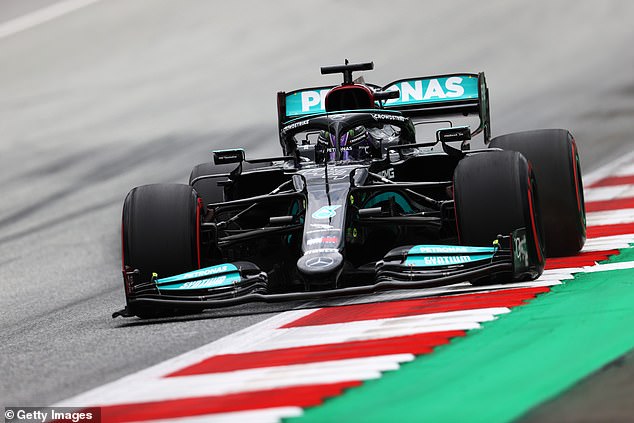 Lewis Hamilton nënshkruan kontratë të re me Mercedes, 46 milionë euro në vit