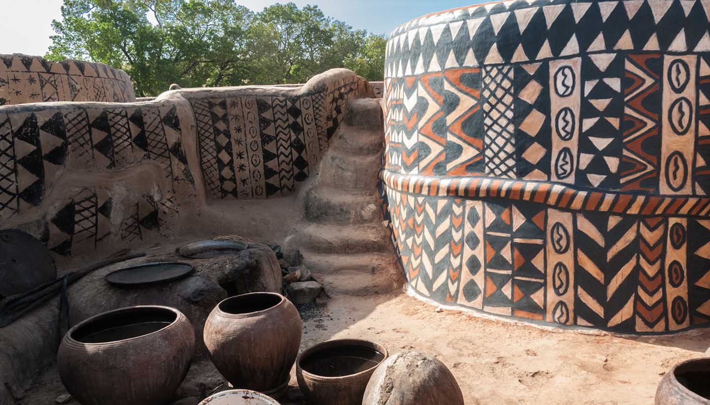 Fshati afrikan, ku secila shtëpi është një vepër arti (FOTO)