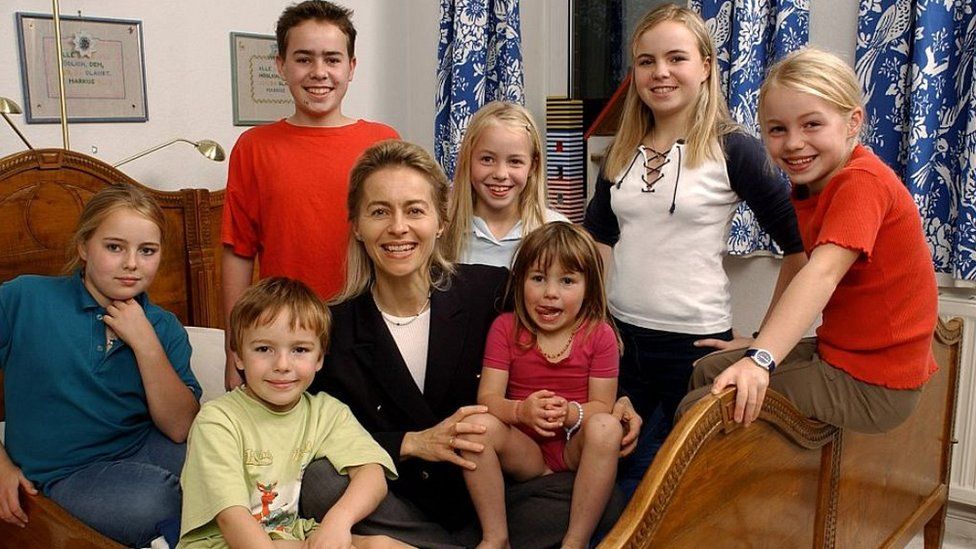 A e dini se Ursula von der Leyen është nënë e shtatë fëmijëve?