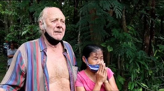 Pensionisti britanik u gjet pas tre ditësh i humbur në një xhungël në Tajlandë (VIDEO)