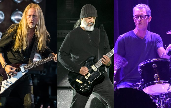 Anëtarë të bendeve Pearl Jam, Soundgarden e Alice In Chains sjellin kamp të rokut