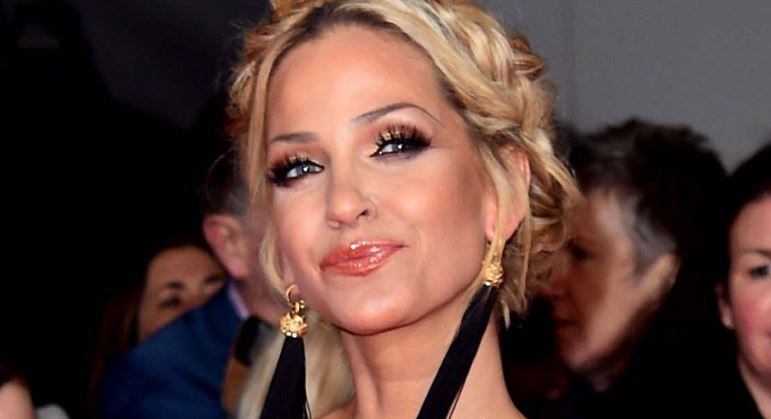 Vdes në moshën 39 vjeçare Sarah Harding, humb betejën me kancerin e gjirit