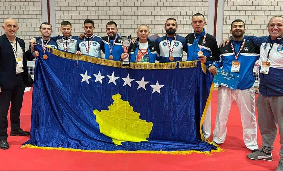 Kombëtarja e Kosovës në karate fiton medaljen e bronztë në Kampionatin Ballkanik