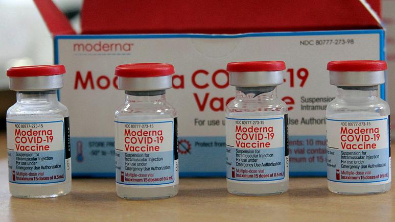Vaksina kundër COVID-19, aprovohet doza e tretë e Moderna