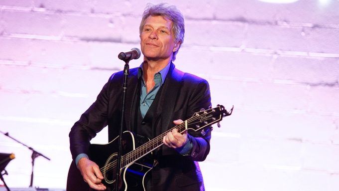 Bon Jovi infektohet me COVID-19, e anulon një koncert në Miami