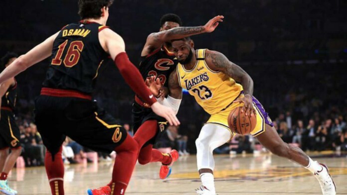 LeBron dhe Carmelo e shpëtojnë nga humbja Lakers kundër Cavaliers