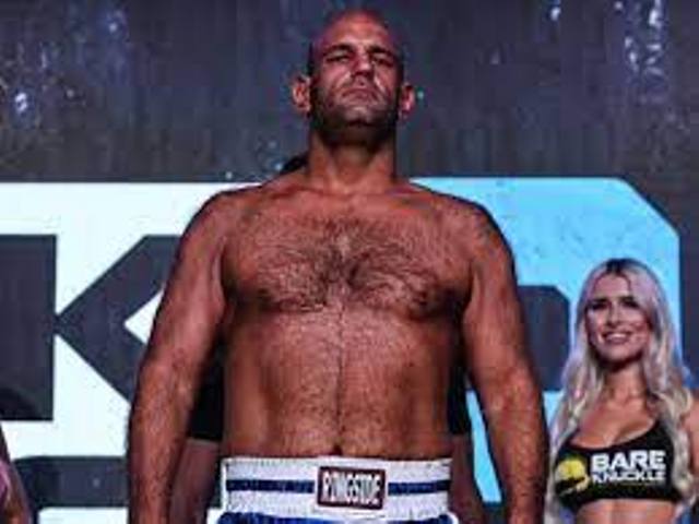 Luftëtari i MMA vdes pas lëndimeve të marra nga nokauti brutal