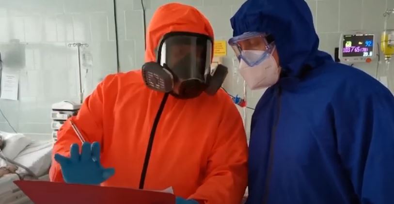 Rusia arrin rekord të ri në numrin e vdekjeve ditore nga koronavirusi (VIDEO)