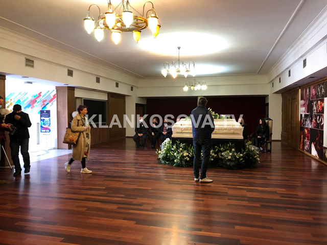 Nisin homazhet për nder të Burbuqe Berishës