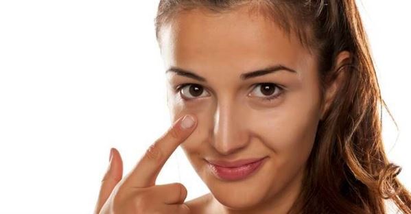 Mësoni se çka e shkakton shfaqjen e rrathëve të errët rreth syve